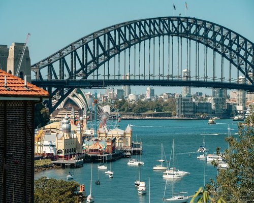 Sydney harbour architecture style showcasing the waterfront